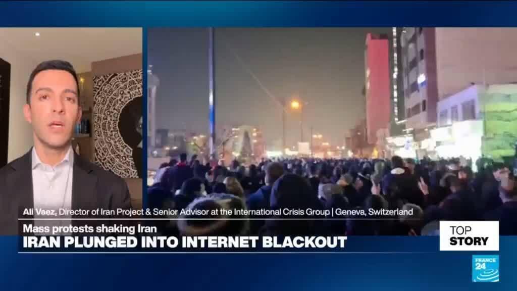 Iranian regimes iron fist: Internet blackout as protests swell to hundreds of thousands Iranian regimes iron fist: Internet blackout as protests swell to hundreds of thousands