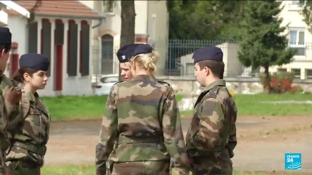 Que pensent les Français du nouveau service militaire volontaire ?
