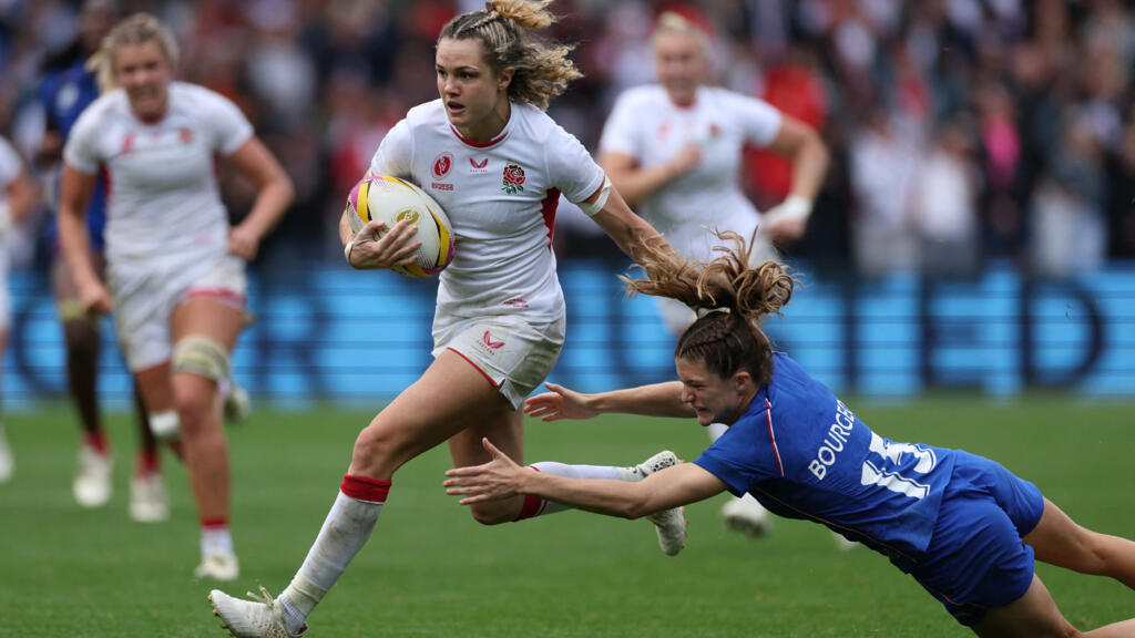 England grind down France to reach World Cup final