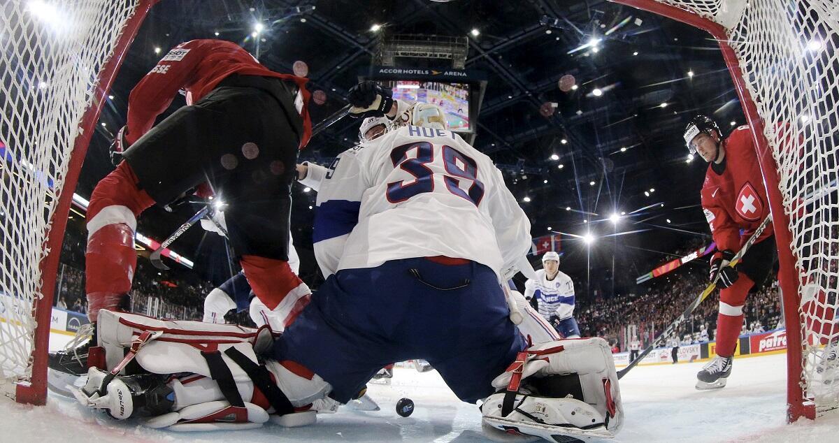France advances in ice hockey world championships with 43 thrill win