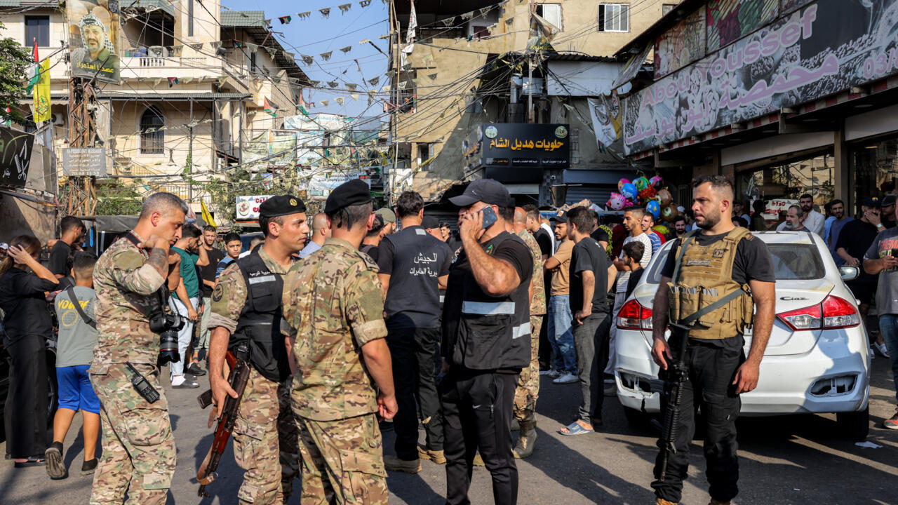 لبنان يبدأ الخميس تسلّم الأسلحة من المخيمات الفلسطينية في بيروت