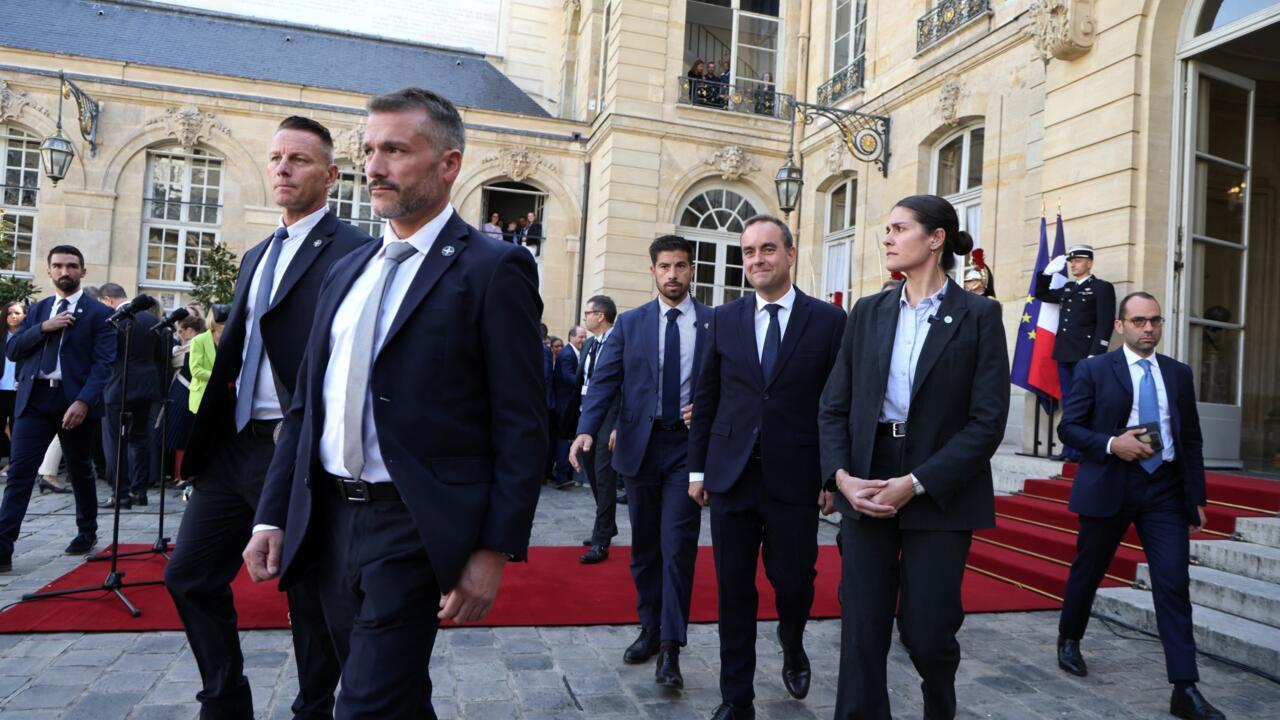 Taxe Zucman : "la base de tout accord" pour Glucksmann, "une illusion" pour Larcher
