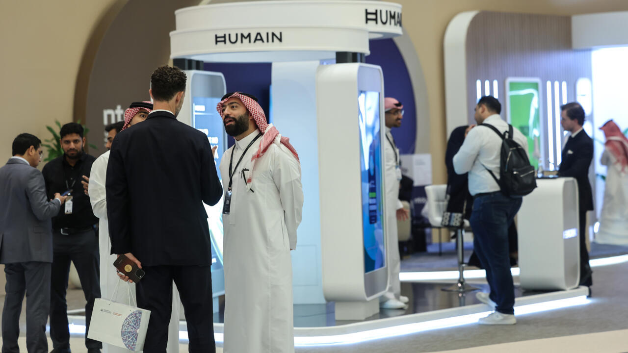 هيوماين تكشف عن اتفاقية تتجاوز مليار دولار لتمويل مشاريع للذكاء الاصطناعي في السعودية
