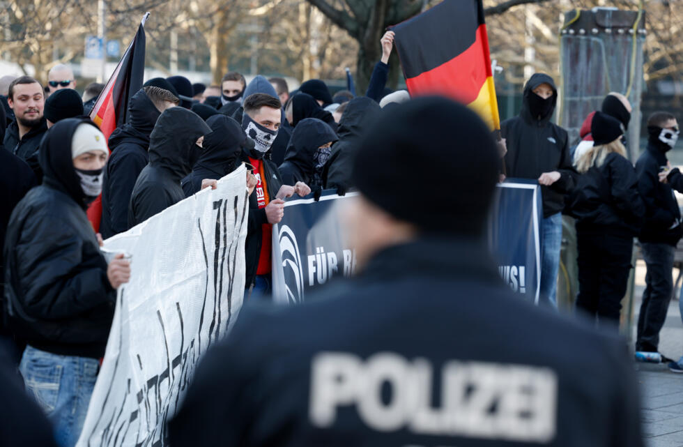 Des partisans de l'extrême droite allemande rassemblés à Berlin, le 22 février 2025