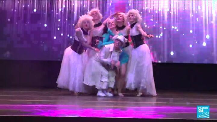 Stuck in Italy since the war broke out in Ukraine, members of the Theatre-Circus Elysium perform "Alice in Wonderland".