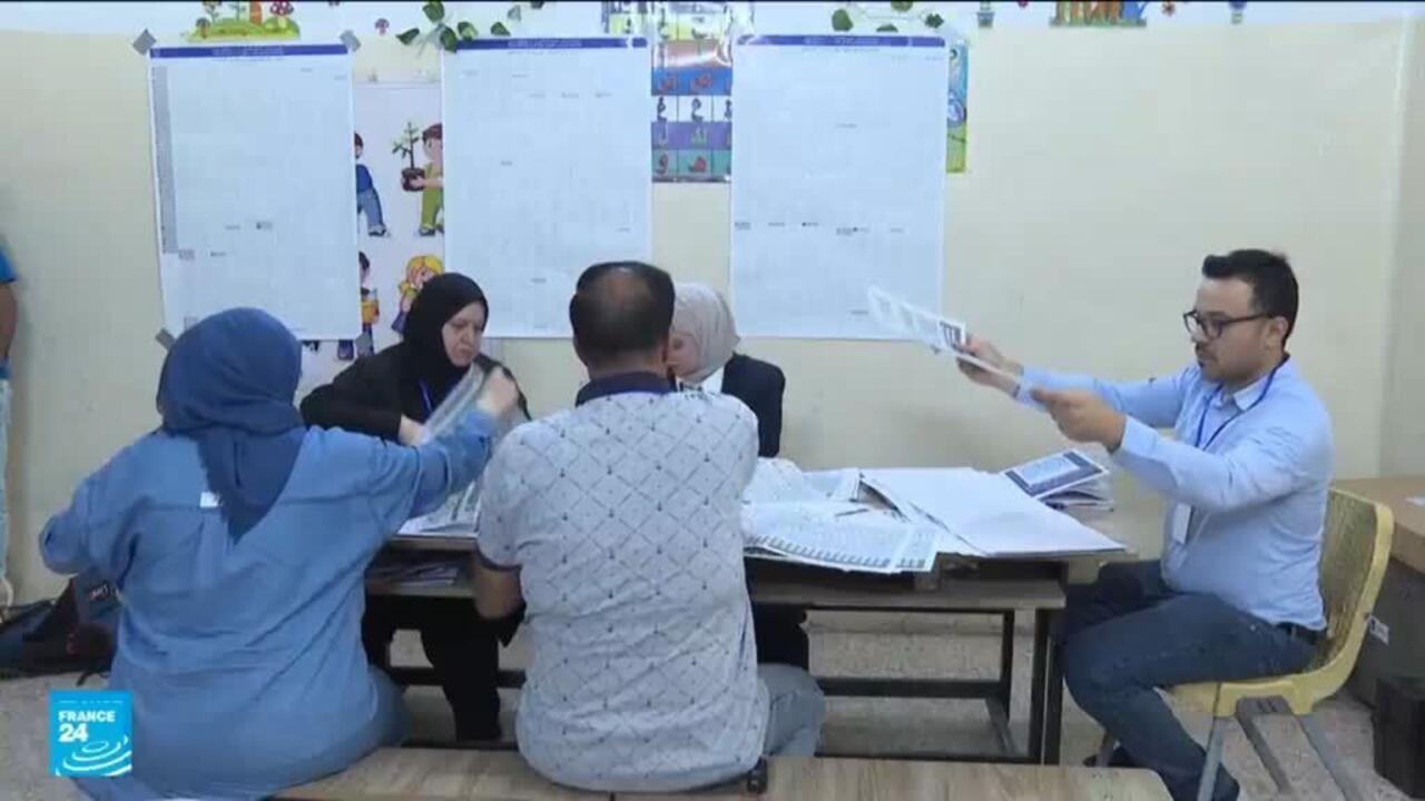 فرز الأصوات بانتظار إعلان نتائج انتخابات العراق التشريعية