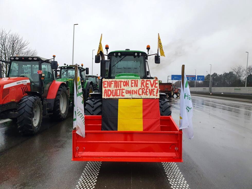 Βέλγοι αγρότες πραγματοποίησαν τις δικές τους διαμαρτυρίες