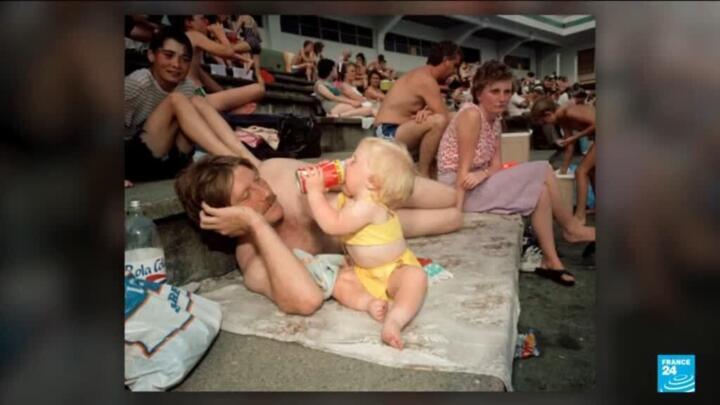 Renowned British photographer Martin Parr dies aged 73 in Bristol