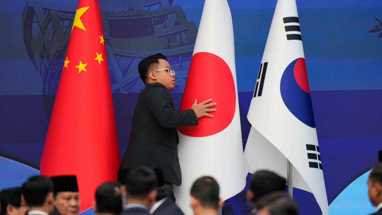 اليابان توجه احتجاجا لسفير الصين على خلفية تهديد دبلوماسي صيني