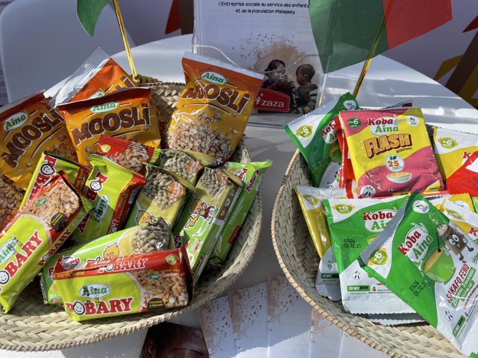 La "Koba Aina", une bouillie enrichie en nutriments et commercialisée par l'entreprise sociale Nutri'zaza, est distribuée quotidiennement dans plusieurs quartiers de Madagascar.