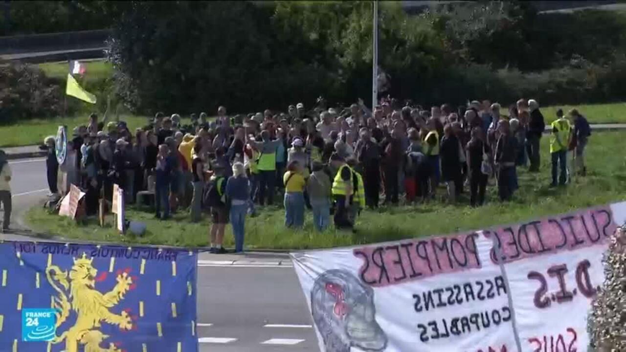 توتر في فرنسا في ظل الدعوات للإضراب والمظاهرات و"شل البلاد"