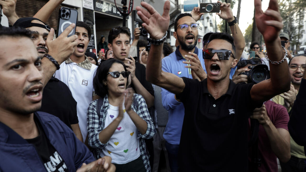 الاحتجاجات في المغرب: حركة "جيل زد 212" تطالب باستقالة الحكومة