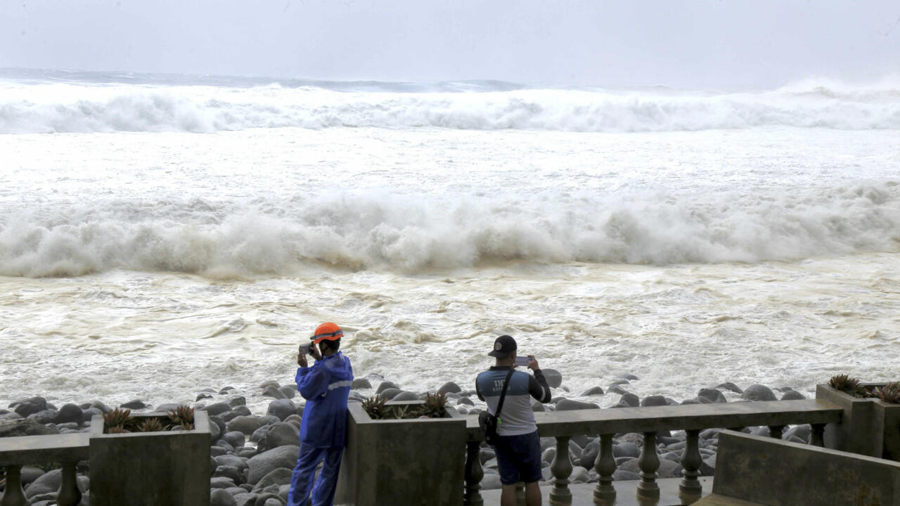 El supertifón Ragasa golpea Filipinas y enciende la alarma regional