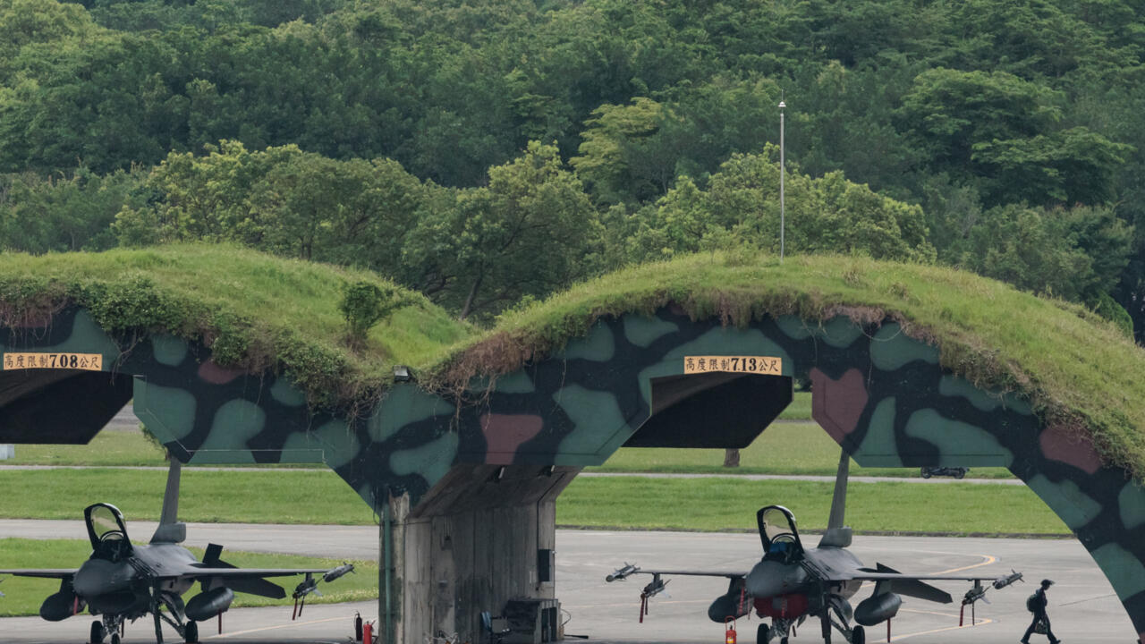 الولايات المتحدة توافق على أول صفقة أسلحة لتايوان منذ عودة ترامب إلى الحكم (وزارة)