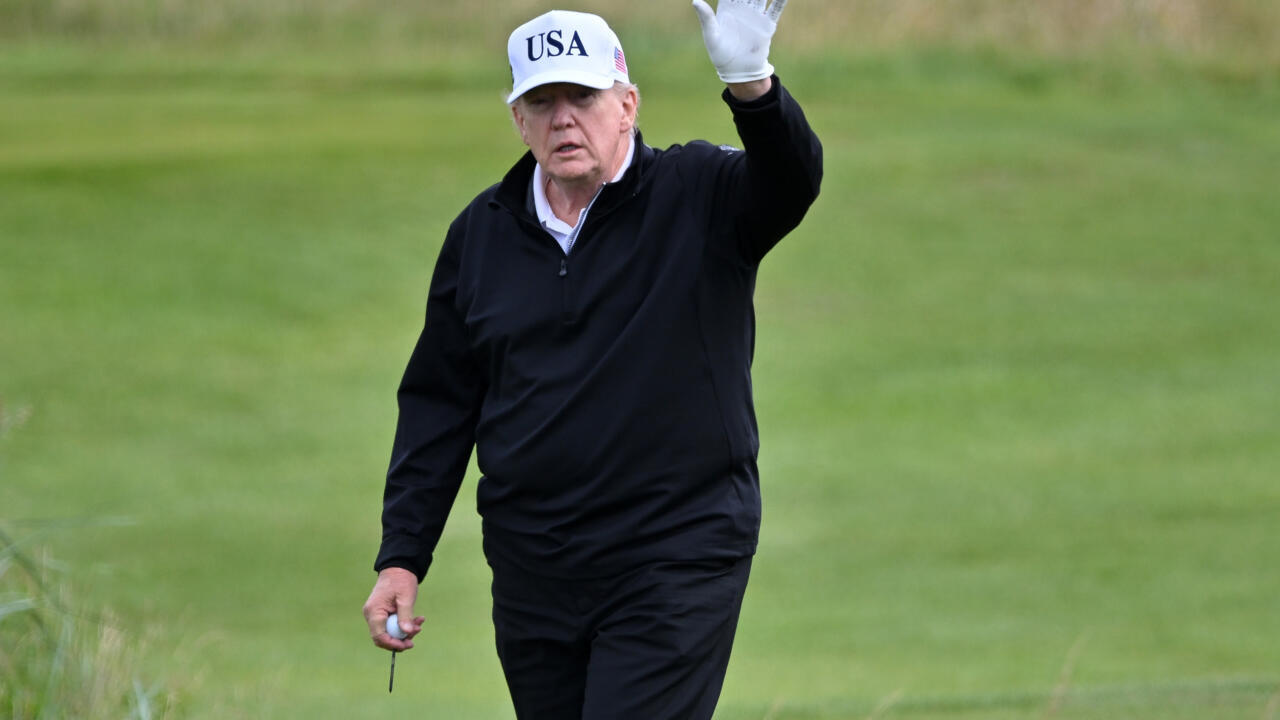 美國總統唐納德·特朗普表示，他認為與歐盟達成貿易協議的機會只有五成