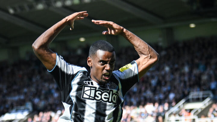 Swedish striker Alexander Isak during the English Premier League football match between Newcastle United and Everton at St James' Park in Newcastle-upon-Tyne, England on May 25, 2025.