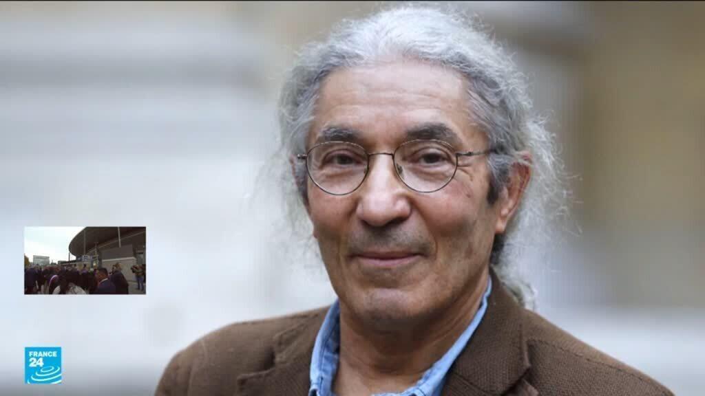 بوعلام صنصال يصل من الجزائر إلى المستشفى العسكري في برلين لتلقي العلاج