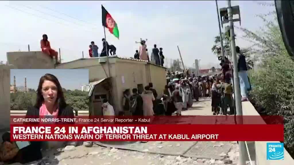 Xzxt2n Vmk78rm [ 576 x 1024 Pixel ]