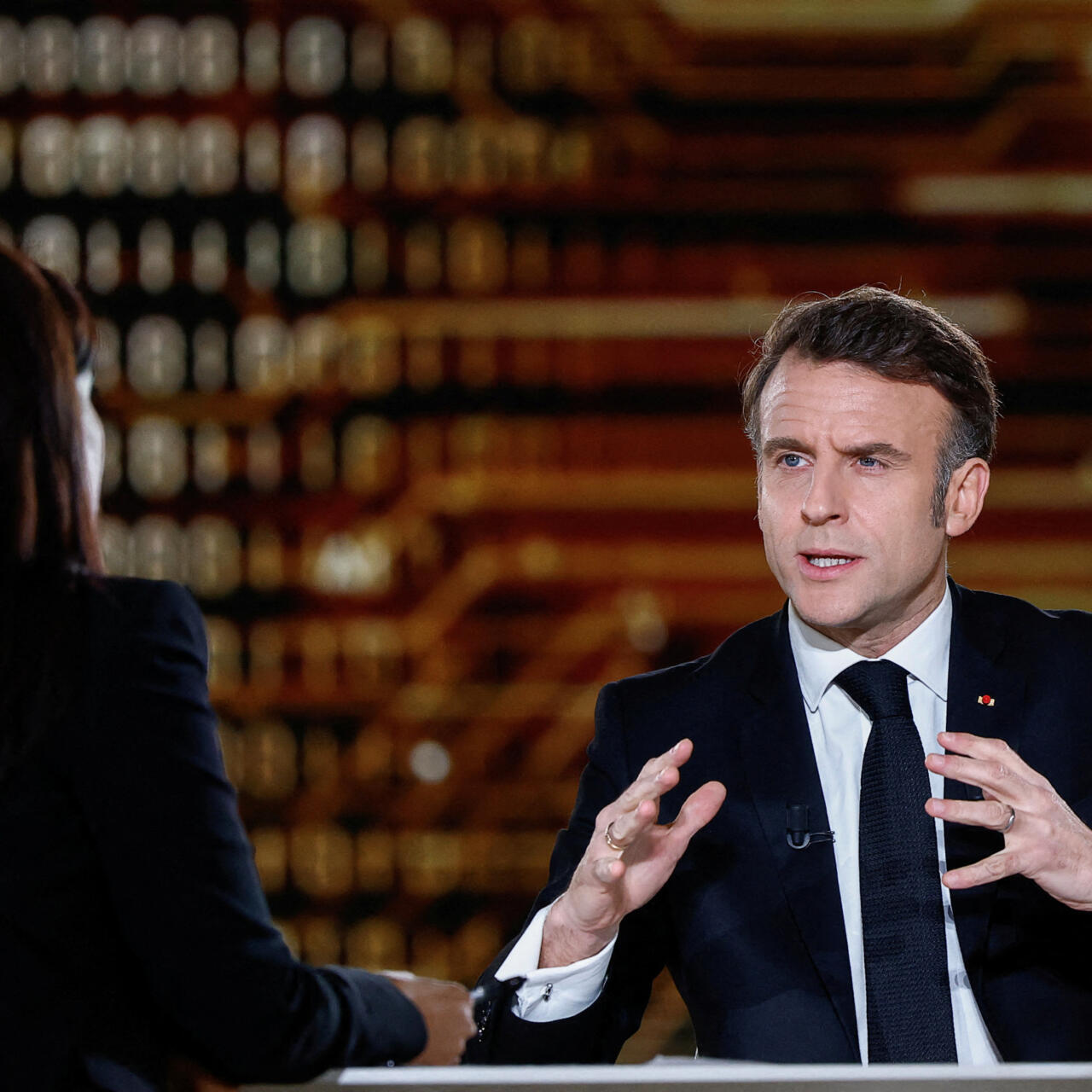 French President Emmanuel Macron announces €100 billion investments in AI