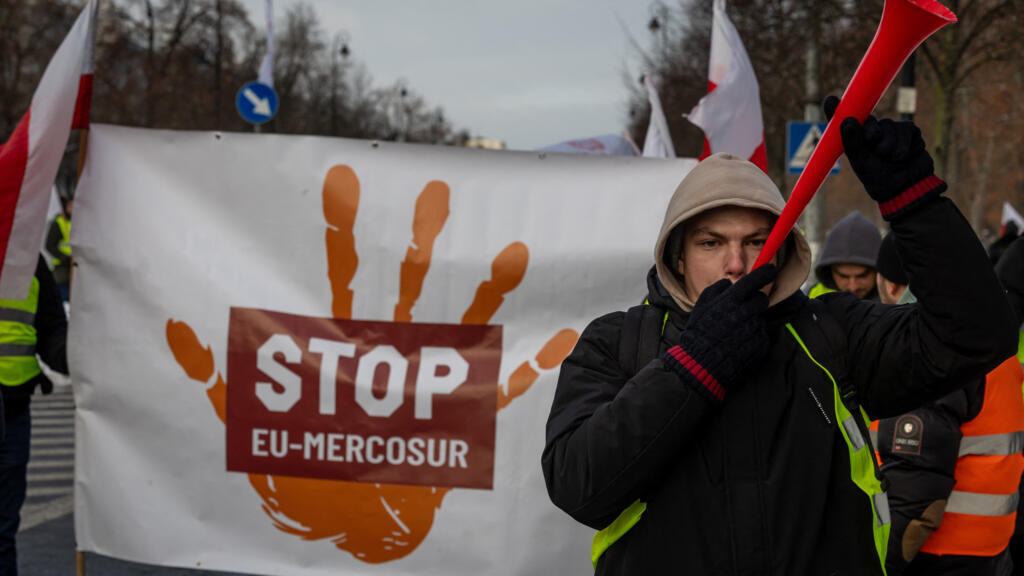 L'Union européenne se prononce en faveur du Mercosur, multiples manifestations d'agriculteurs