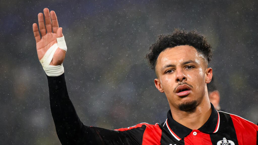 Statue vivante de Lumumba à la CAN 2025 : la célébration gagne du terrain