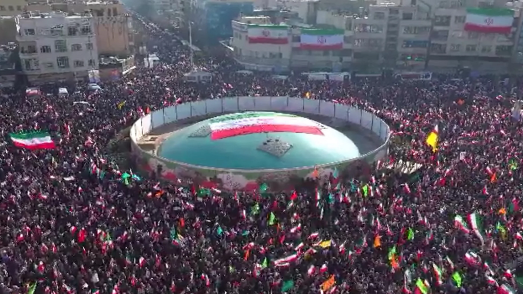 إيران: هل شارك حقًا 3 ملايين من مؤيدي النظام في مظاهرة طهران؟