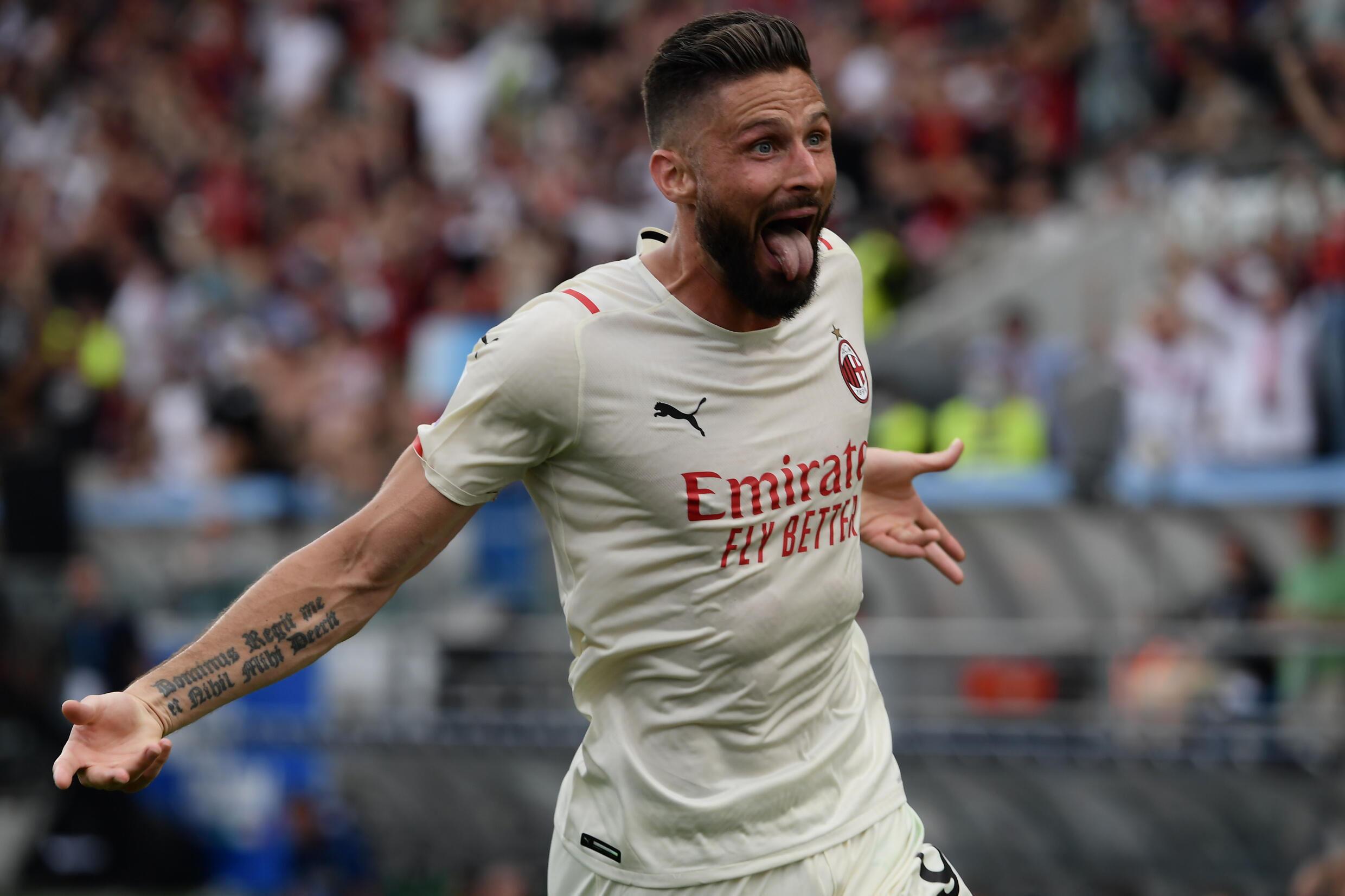 Olivier Giroud ha segnato il secondo gol per il Milan il 22 maggio 2022 a Sasuvo.