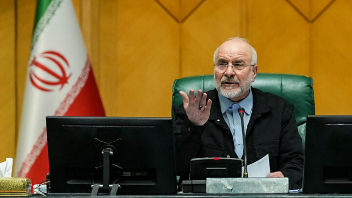 Le président du Parlement iranien Mohammad Bagher Ghalibaf lors d'une session à huis clos du Parlement iranien à Téhéran, le 7 janvier 2026