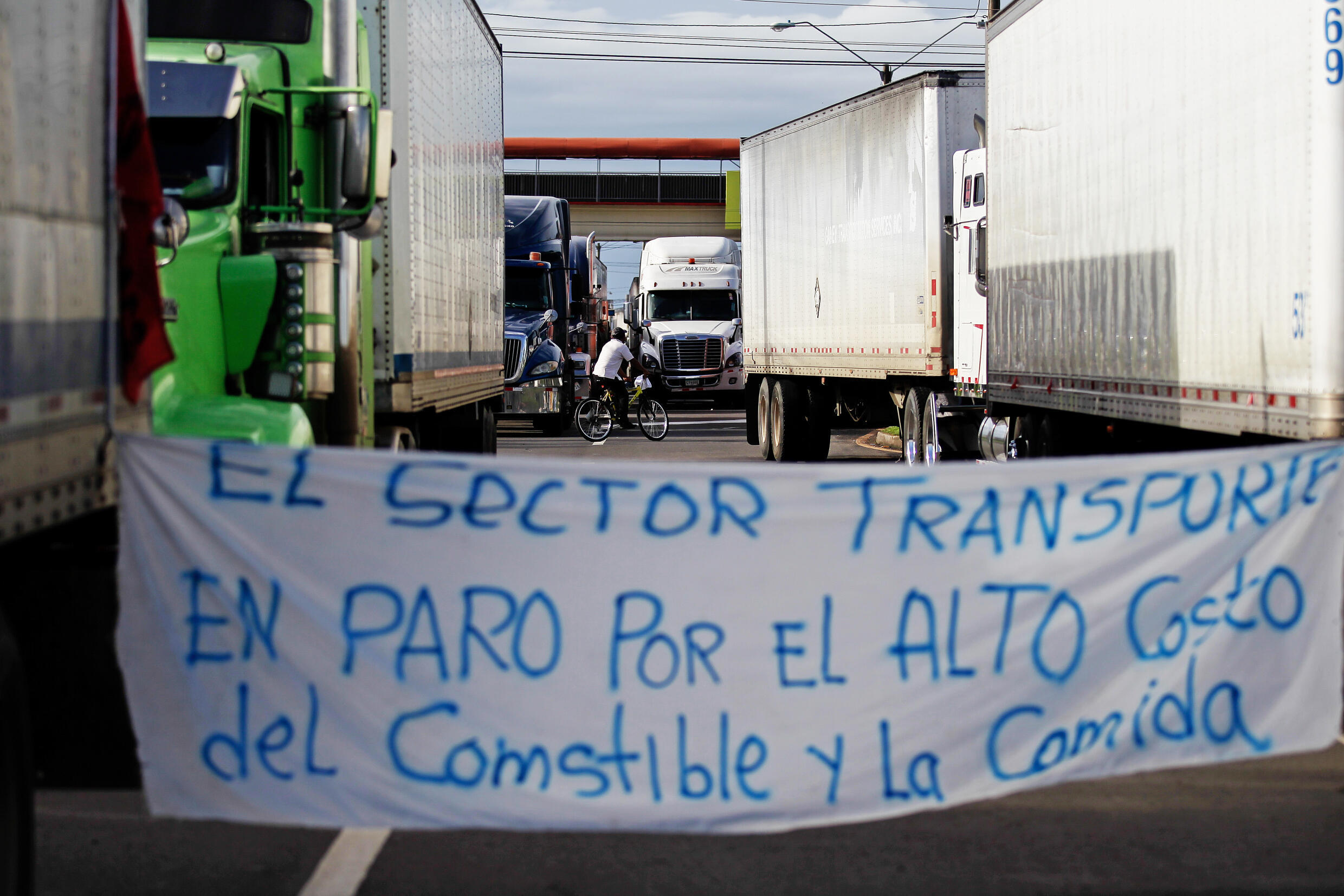Panamá vive una de sus mayores crisis sociales desde que en 1989 cayó la dictadura de Noriega tras la invasión de EEUU, y se gesta entre un 4,2% de inflación interanual en mayo, 10% de desempleo y 47% de aumento de los combustibles desde enero