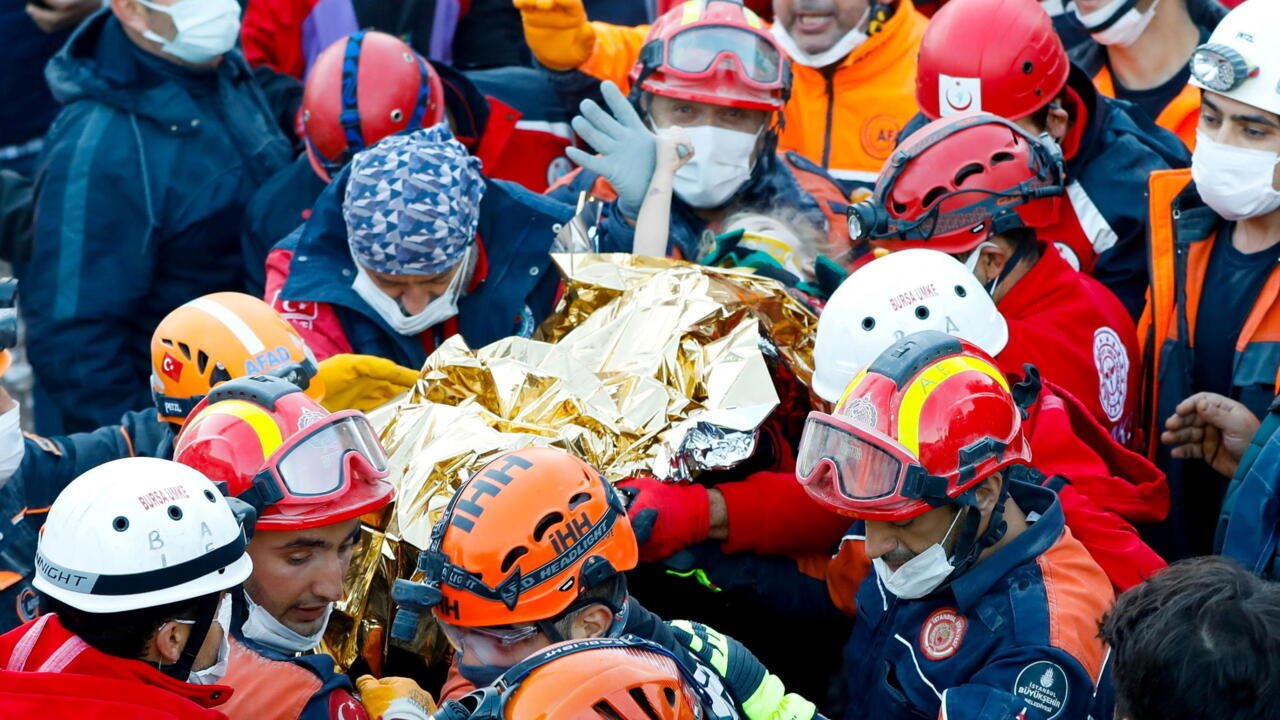 Three-year-old rescued from rubble in Turkey's Izmir as quake toll hits 85