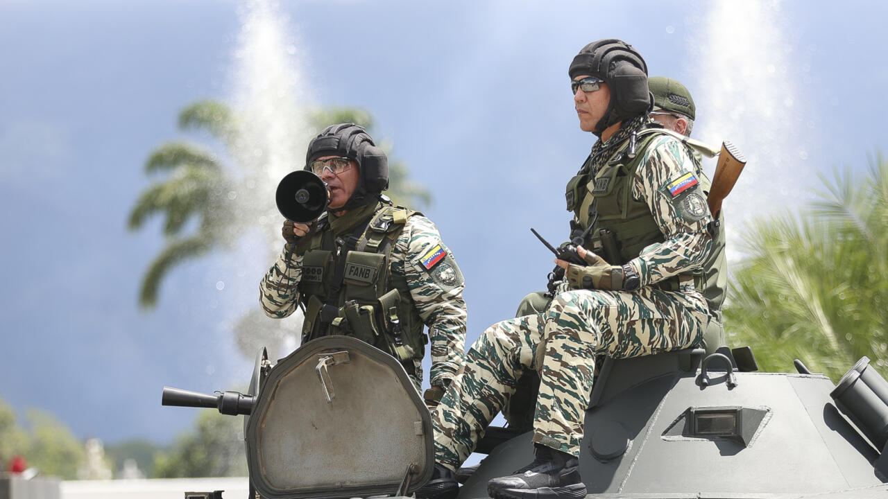 Le Venezuela dénonce "l'incursion illégale" d'avions de chasse américains près de ses côtes