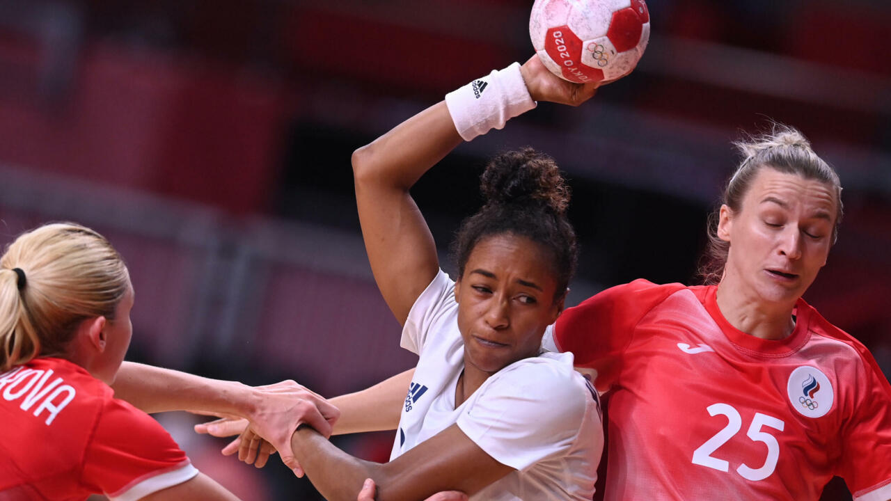 Olympics 2020 French Handball Players Beaten By Russians 28 27 No Longer Have The Right To Make Mistakes France 24 Teller Report