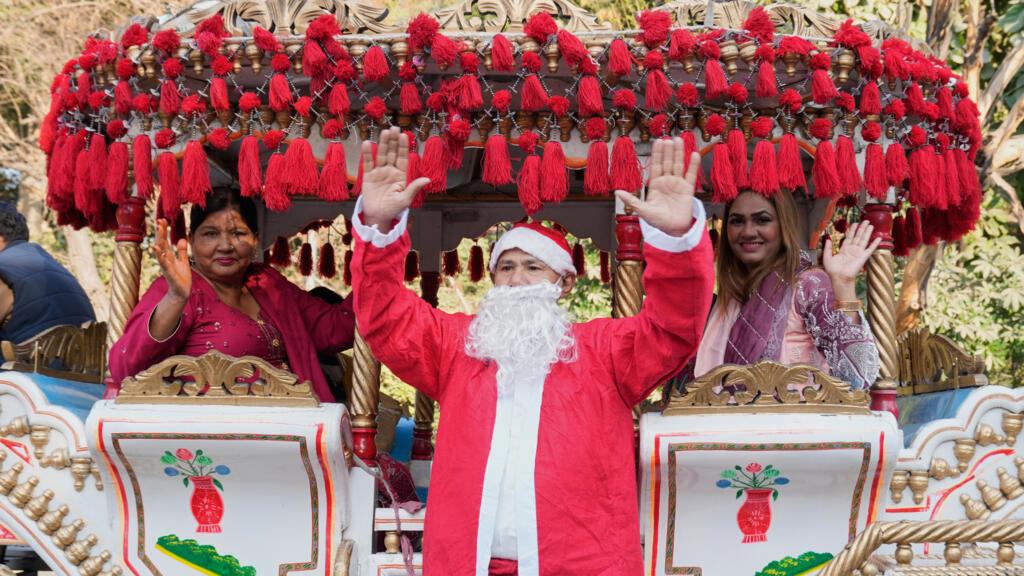 En images : Irak, Ukraine, Kenya, Australie... Noël sous toutes ses formes à travers le monde