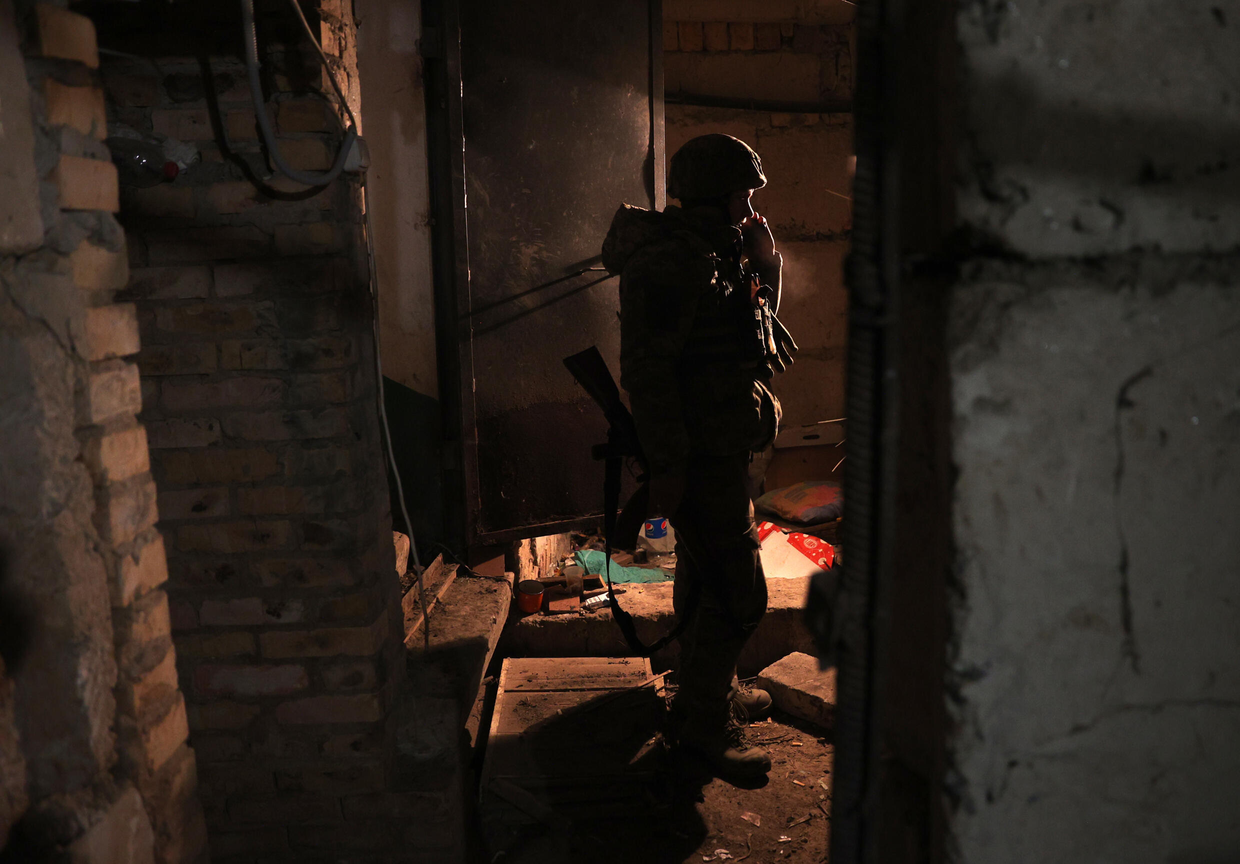 Ο Ζελένσκι είπε στο CNN ότι οι ένοπλες δυνάμεις του αποφάσισαν να παραμείνουν στο Μπαχμούτ