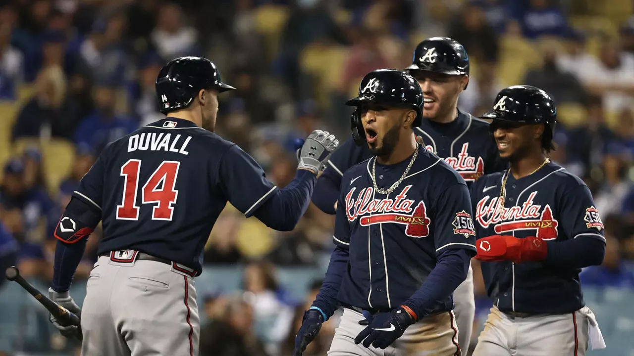 Astros Braves Surge Towards World Series Showdown France 24