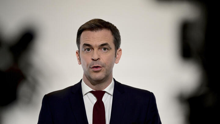 In this photo taken on March 18, 2021, French Health Minister Olivier Véran delivers a speech during a press conference on the government's strategy to fight Covid-19 in Paris.