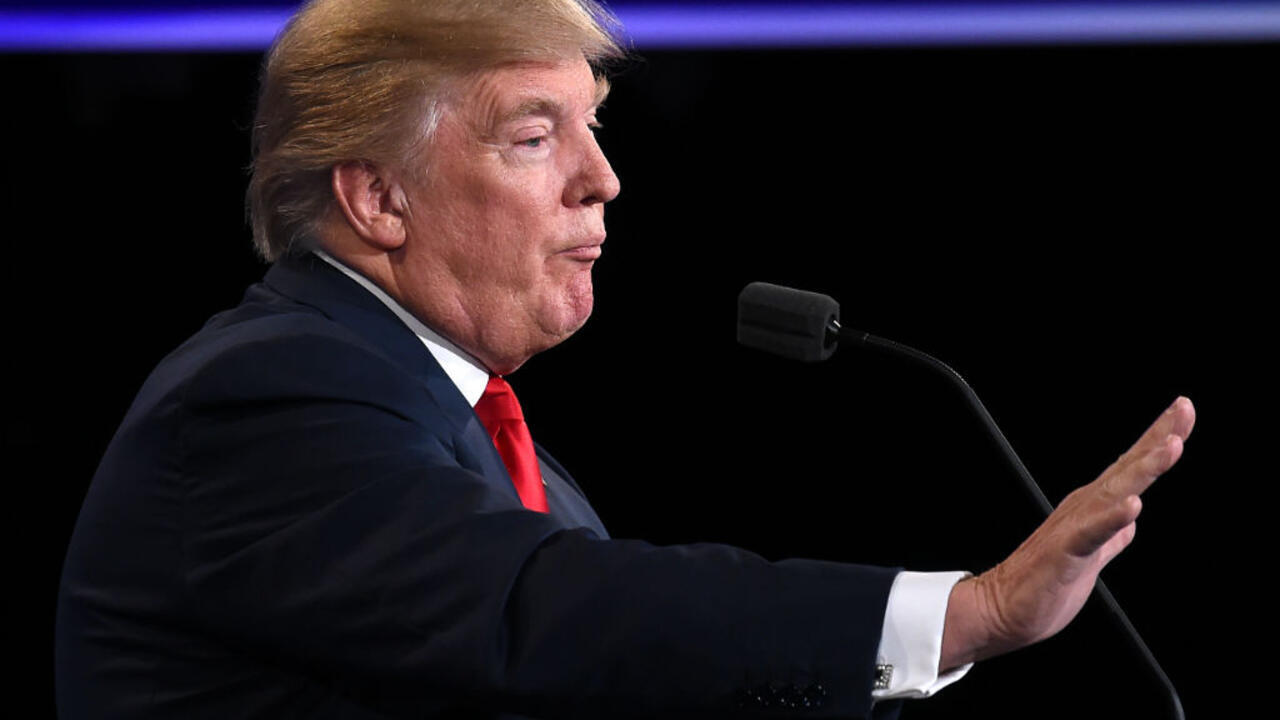 ترامب يهاجم وسائل الإعلام ويتهمها بالكذب بشأن أعداد الحاضرين في حفل تنصيبه