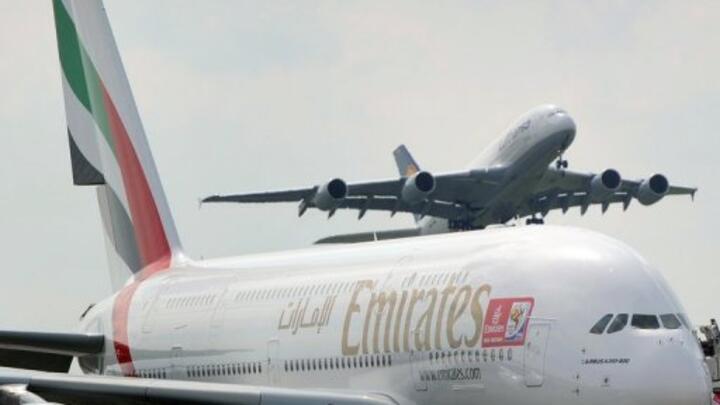 Boeing, Airbus score deals as Farnborough airshow opens