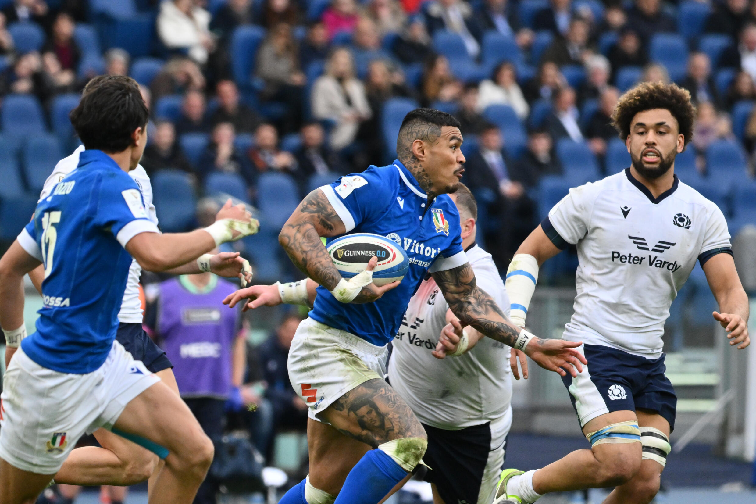 Le centre de l'Italie Monty Ioane lors de la victoire contre l'Ecosse dans le Tournoi des six nations de rugby au stade Olympique de Rome le 9 mars 2024