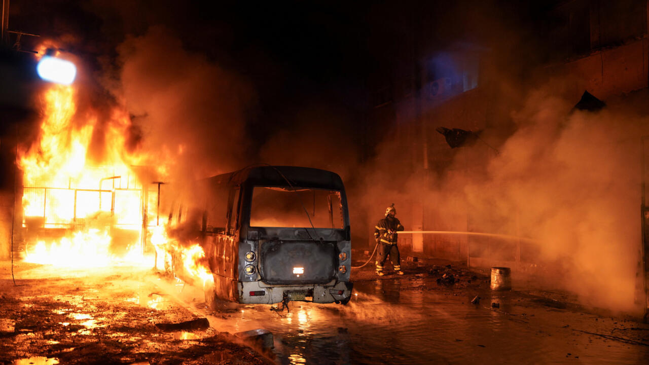 Syria announces Aleppo ceasefire after deadly clashes force thousands to flee