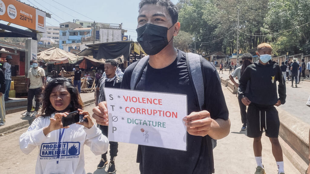 Madagascar: forces de l'ordre face aux manifestants, qui demandent le départ du président