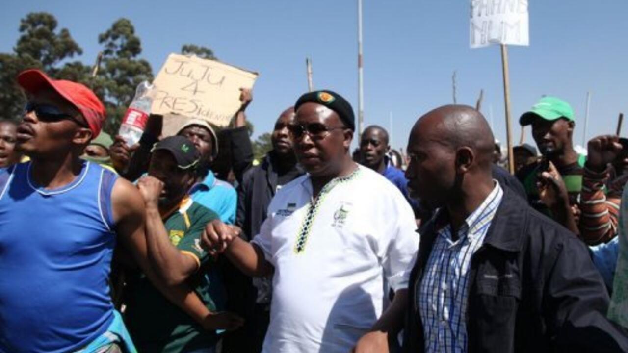 Arrest warrant issued for firebrand activist Malema - France 24