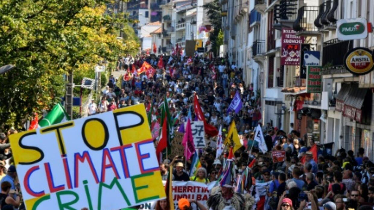 Commonwealth targets climate change with regeneration projects - FRANCE 24