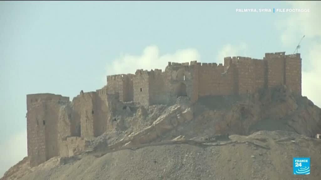 وتقول وزارة الداخلية إن السوري الذي قتل الأميركيين كان جزءاً من قوات الأمن