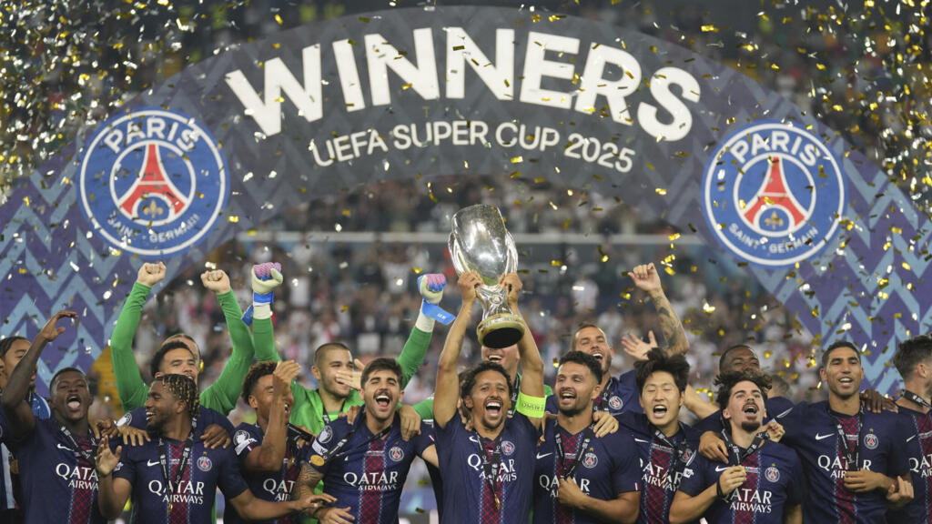 نادي باريس سان جرمان الفرنسي يجني أرباحا قياسية بلغت 837 مليون يورو