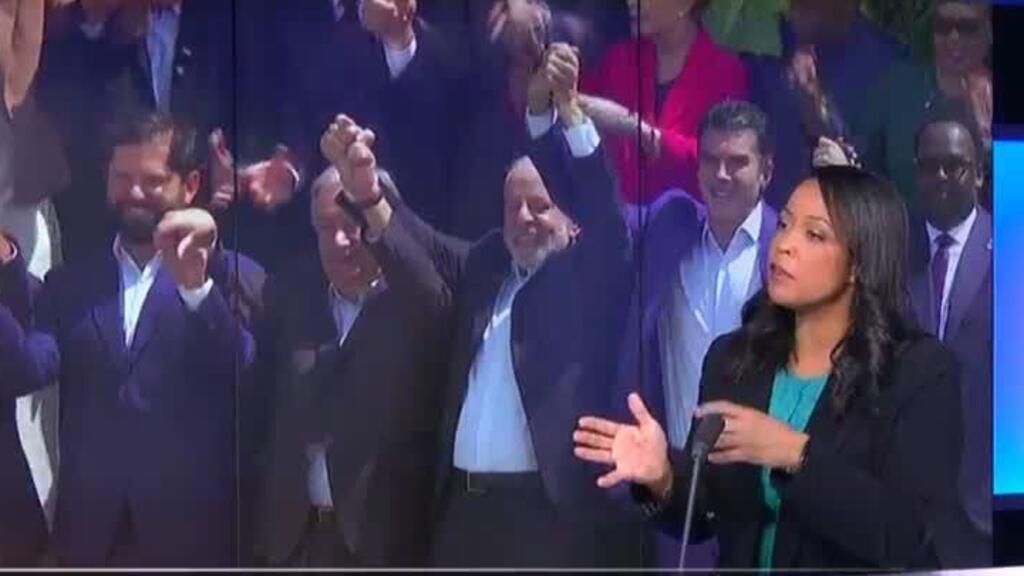 الآلاف يسيرون في احتجاجات يقودها السكان الأصليون خارج قمة COP30