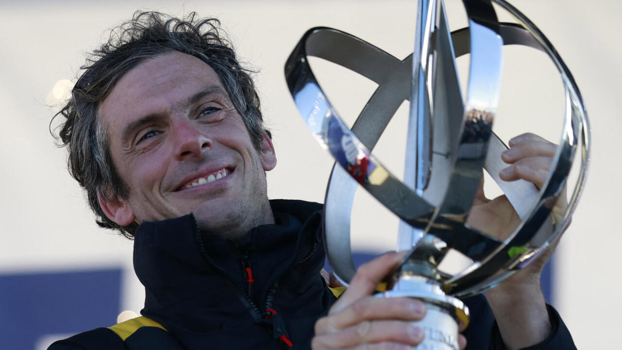 Charlie Dalin révèle qu'il était atteint d'un cancer lorsqu'il a remporté le Vendée Globe