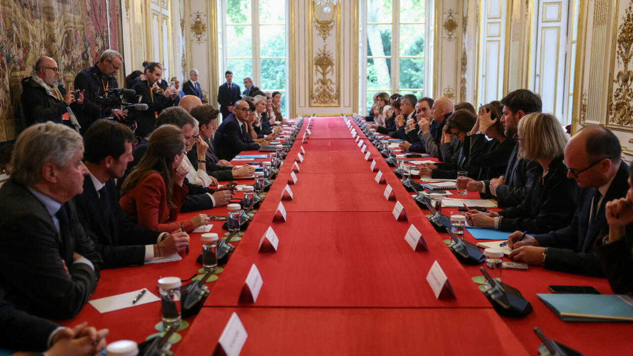 En direct : l'heure de vérité pour le gouvernement Lecornu 2