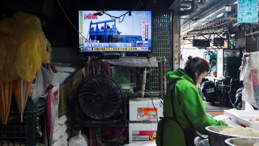 La Chine annonce des exercices militaires "majeurs" autour de Taïwan, l'île riposte en conséquences