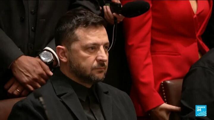 Ukraine: Trump tells Zelensky to 'make a deal' as Tomahawk plea misfires